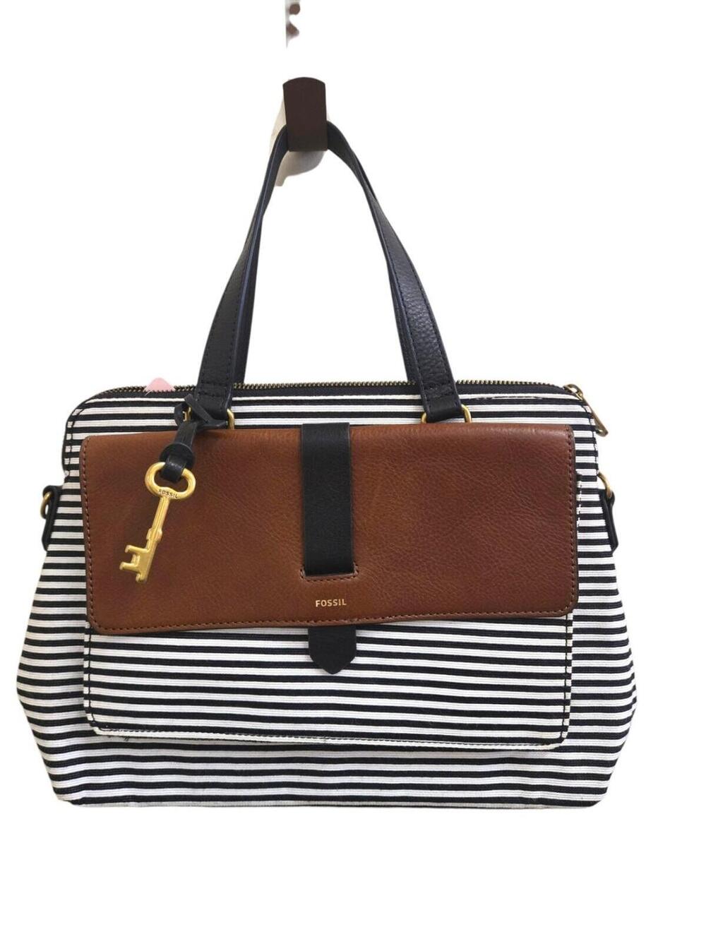 Excellent Fossil Purse